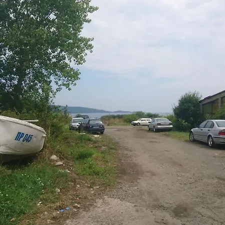 Treti Mart South Lägenhet Primorsko