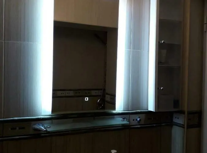 Treti Mart South Lägenhet