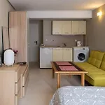Treti Mart South 아파트