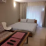 아파트 Treti Mart South 프리모르스코