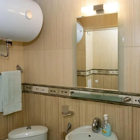 Treti Mart South Apartment